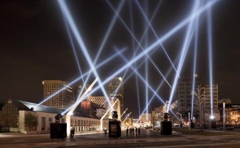 Rafael Lozano-Hemmer, fragmentos de un código fuente